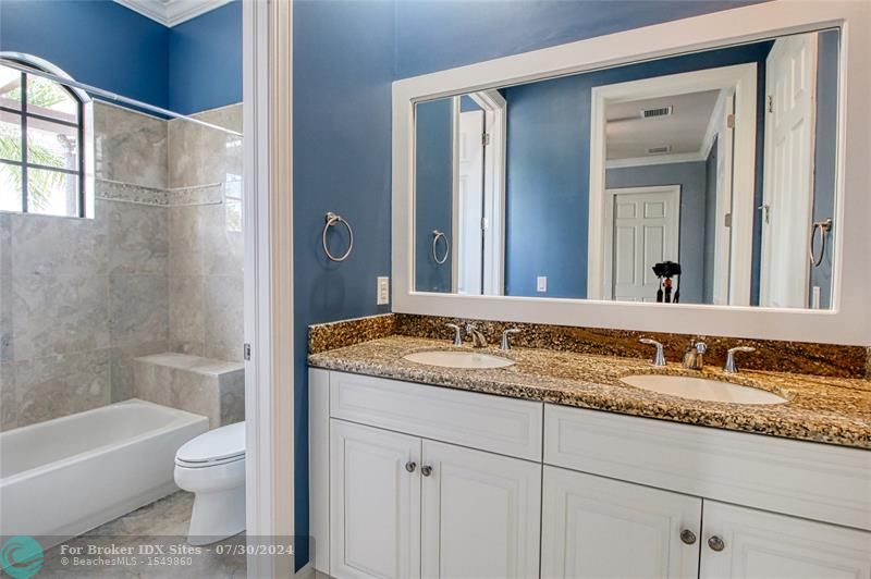 Image 27 of 31 For 9587 Exbury Ct