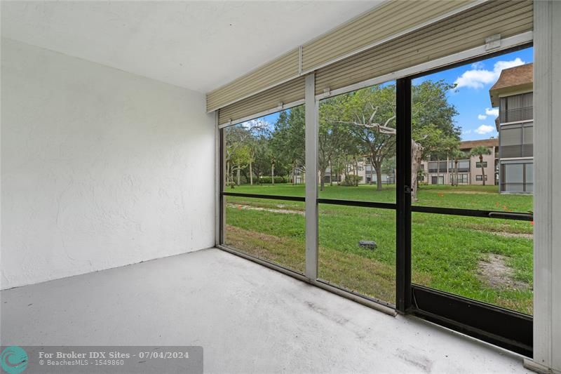 Image 15 of 16 For 6085 Sabal Palm Blvd  108