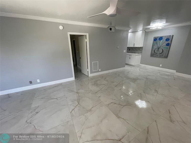 Image 24 of 73 For 649 Oakland Park Blvd  206a