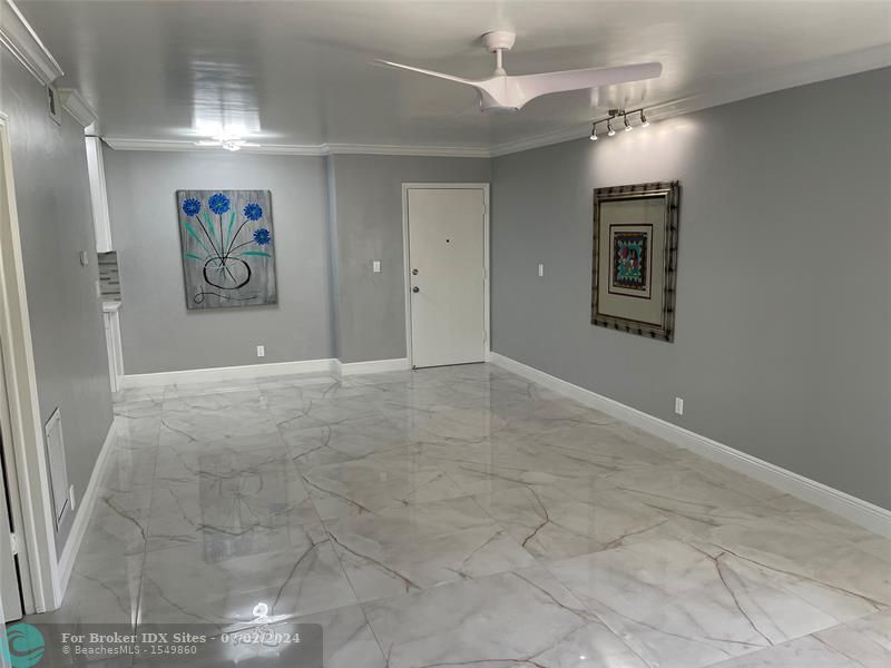 Image 27 of 73 For 649 Oakland Park Blvd  206a