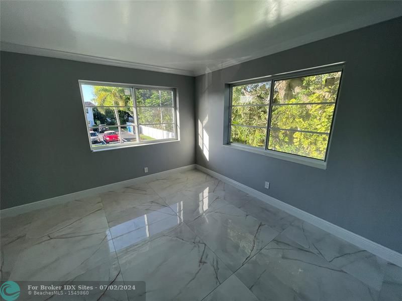 Image 28 of 73 For 649 Oakland Park Blvd  206a