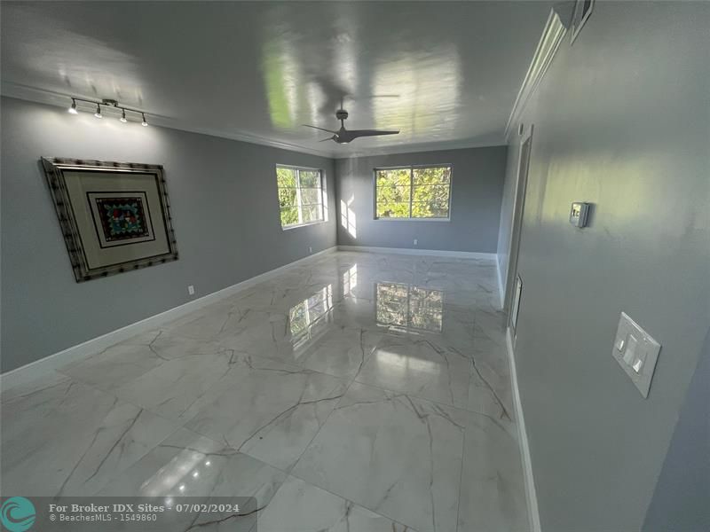 Image 29 of 73 For 649 Oakland Park Blvd  206a