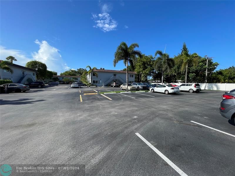 Image 67 of 73 For 649 Oakland Park Blvd  206a