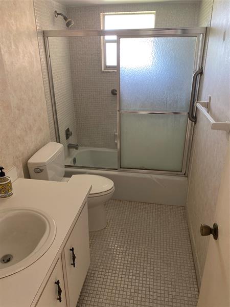 Image 19 of 23 For 3050 Holiday Springs Blvd  308