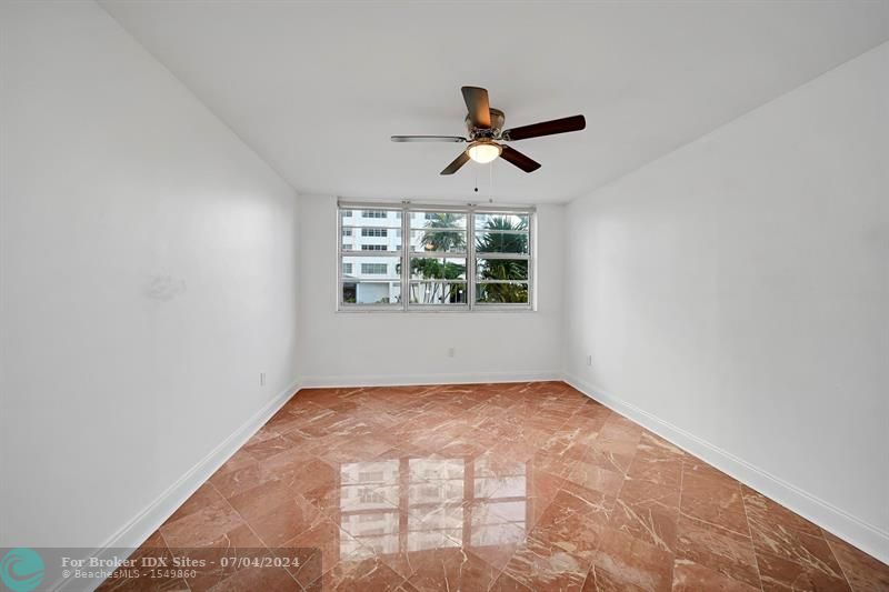 Image 24 of 30 For 905 Brickell Bay Dr  Suite 230