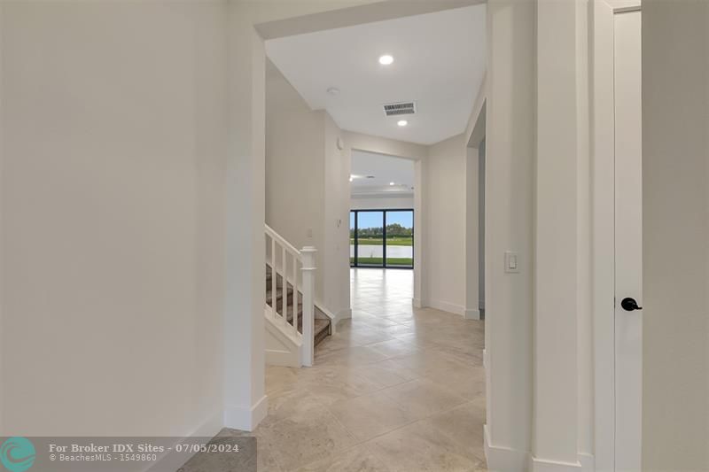 Image 41 of 66 For 15617 Longboat Key Dr