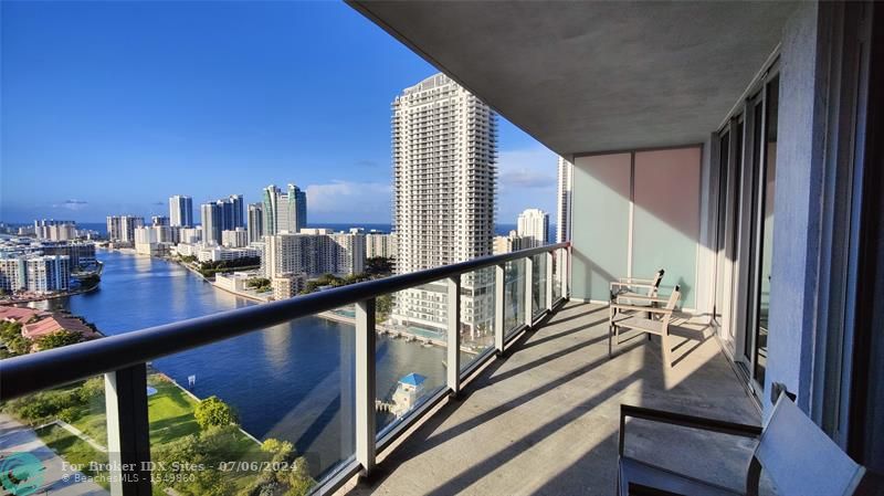 Image 17 of 35 For 2602 Hallandale Beach Blvd  R2406