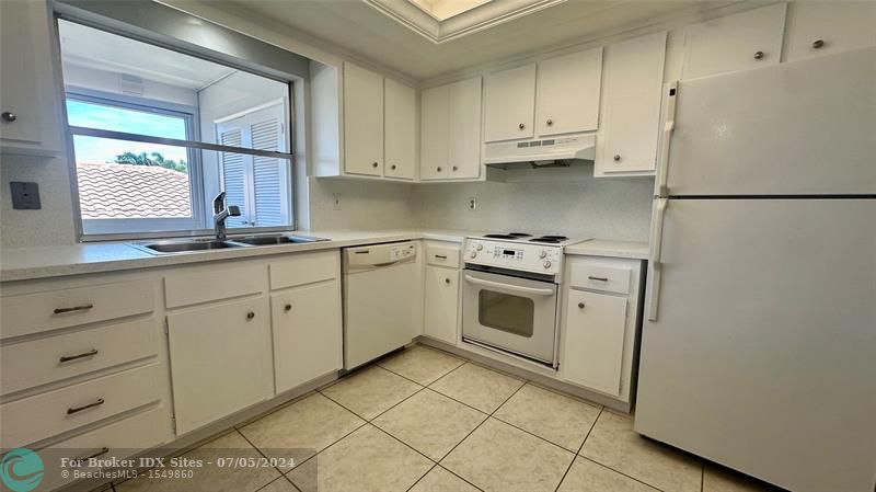 Details for 1900 29th St  2c, Lighthouse Point, FL 33064