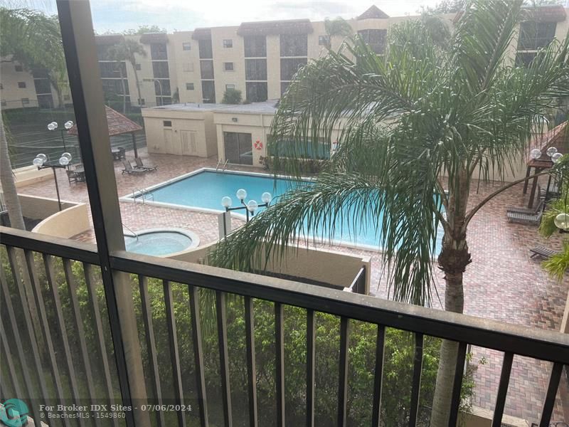 Image 56 of 60 For 10501 Broward Boulevard  307