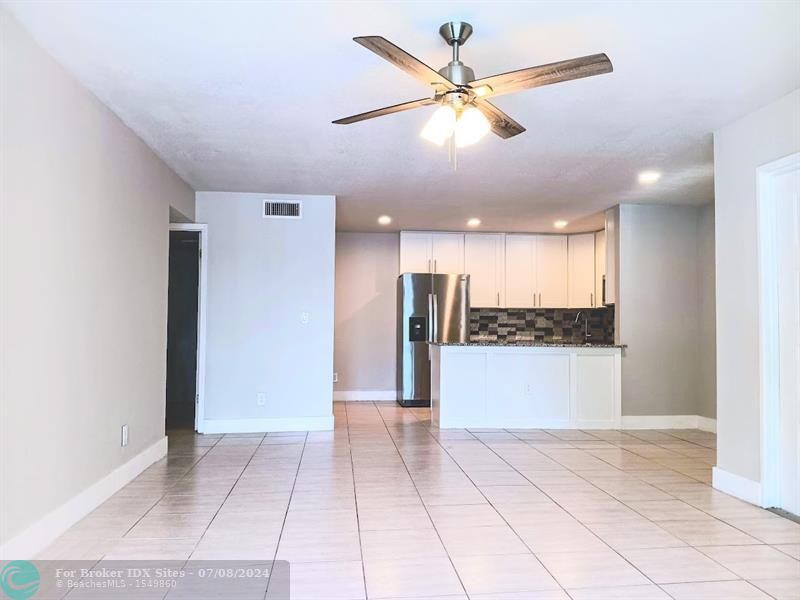 Image 8 of 21 For 8213 Sun Spring Cir  32