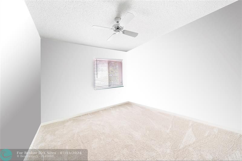 Image 18 of 64 For 10423 Boca Springs Dr