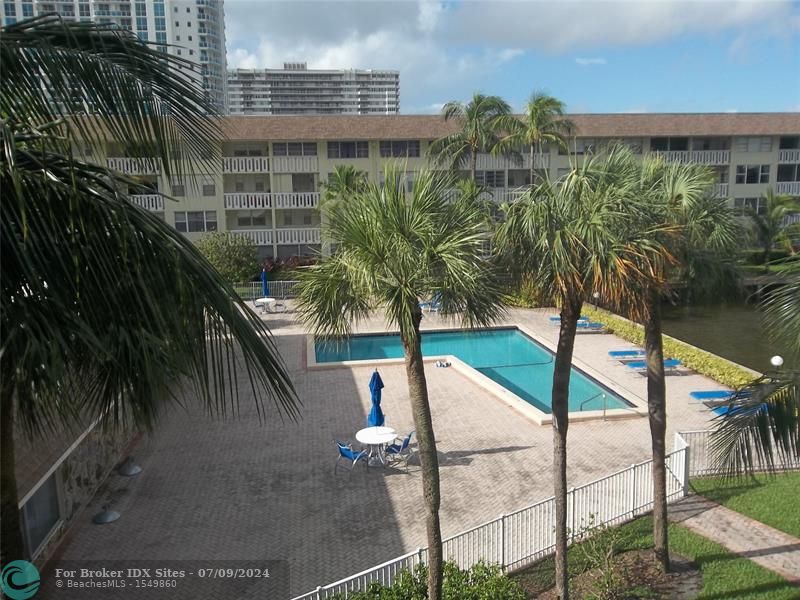 Details for 1891 Ocean Dr  202, Hallandale Beach, FL 33009