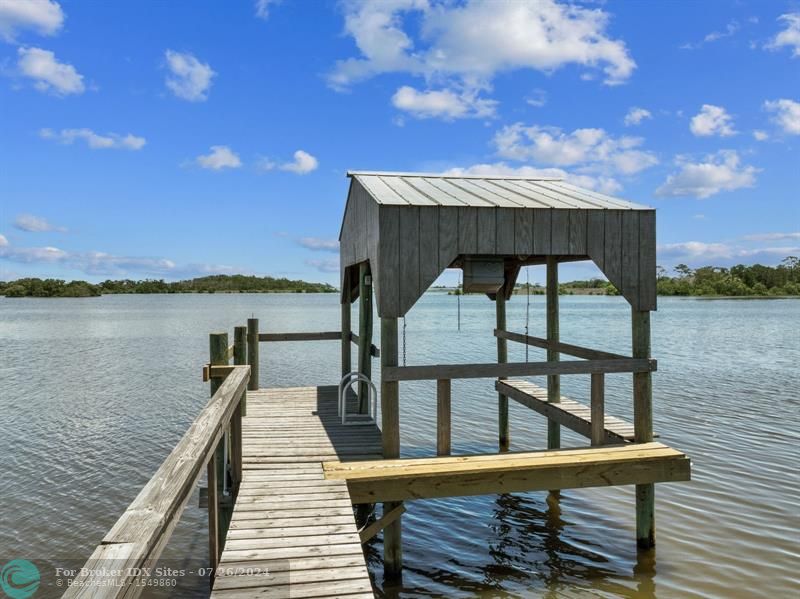 Details for 11531 154th Ave, Cedar Key, FL 32625