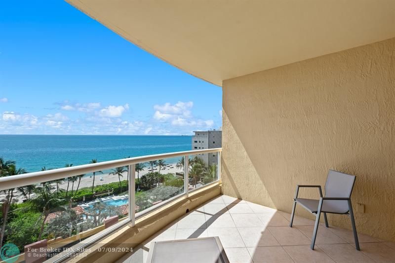 Image 11 of 37 For 2100 Ocean Blvd  8a