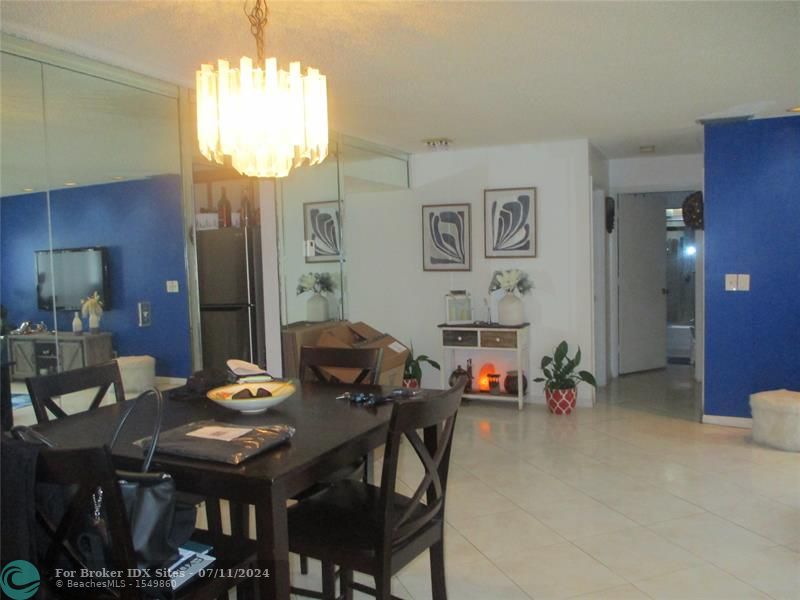 Image 4 of 20 For 2778 Carambola Cir S  2778