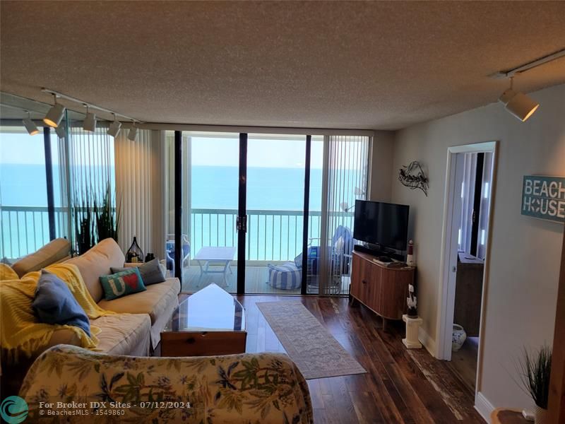 Image 4 of 18 For 9900 Ocean Dr  809