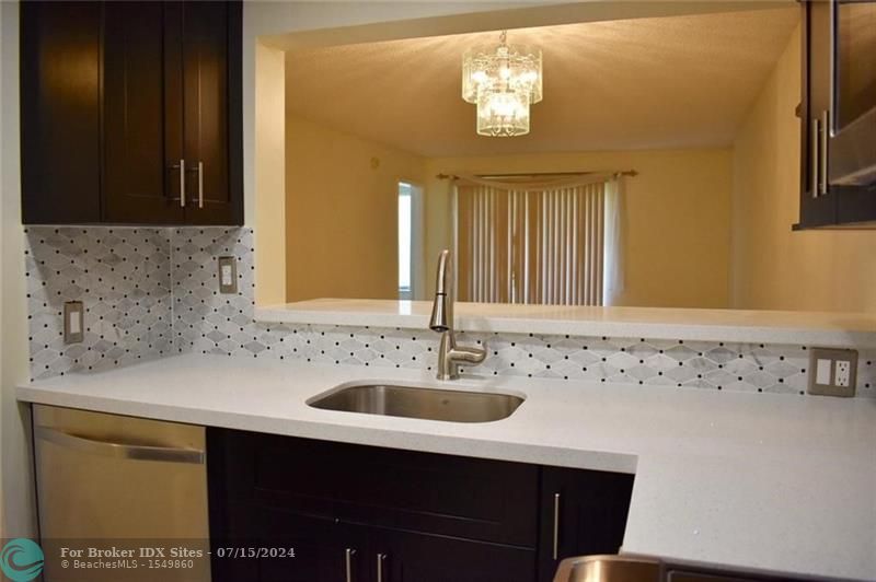 Image 5 of 21 For 9431 Boca Cove Cir  1006