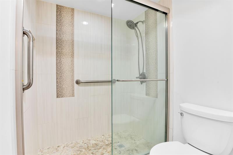 Image 24 of 46 For 3303 Aruba Way  M1