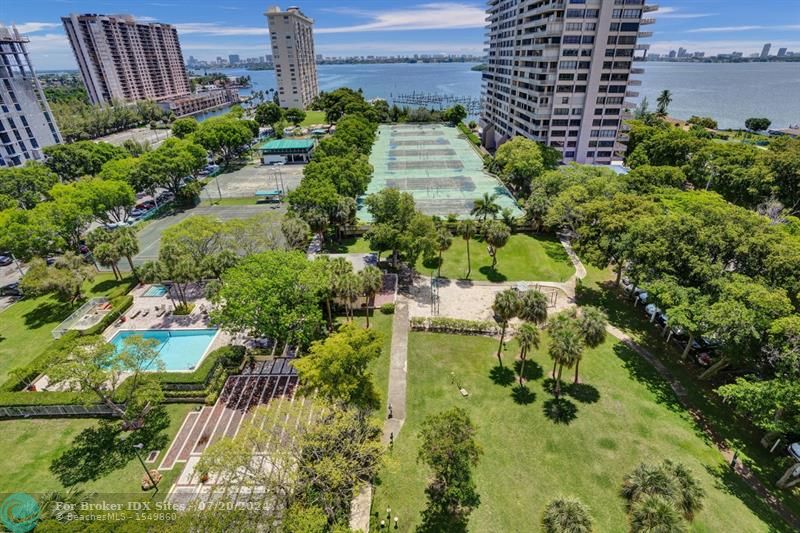 Image 13 of 24 For 11111 Biscayne Blvd  1225