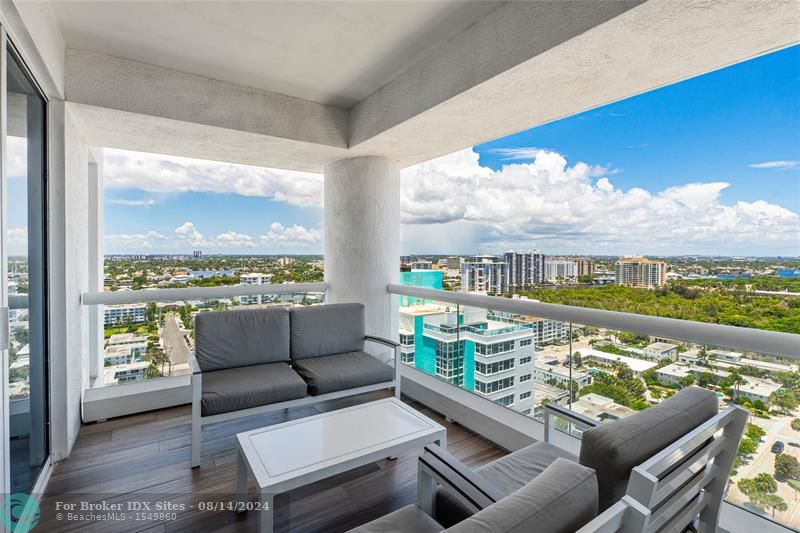 Image 4 of 38 For 551 Fort Lauderdale Beach Blvd  R1902