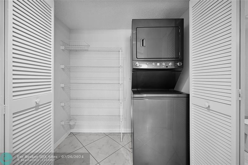 Image 14 of 51 For 7501 Trent Dr  101