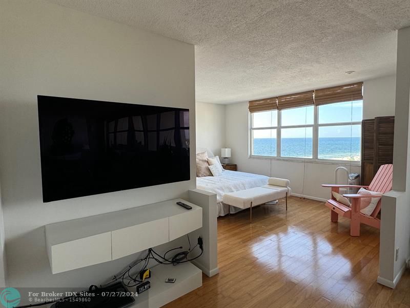 Image 16 of 40 For 305 Pompano Beach Blvd  1106