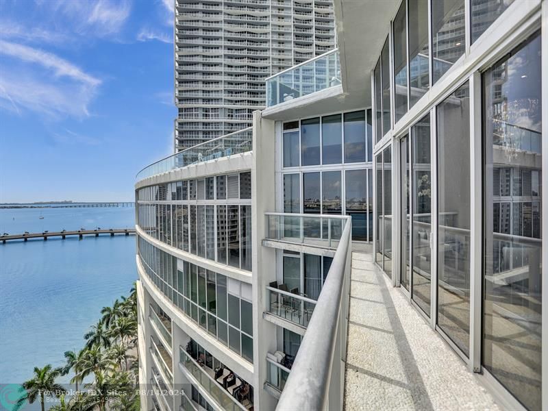 Image 73 of 77 For 465 Brickell Ave  1401