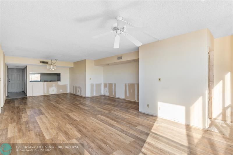 Image 22 of 24 For 2767 Carambola Cir  402