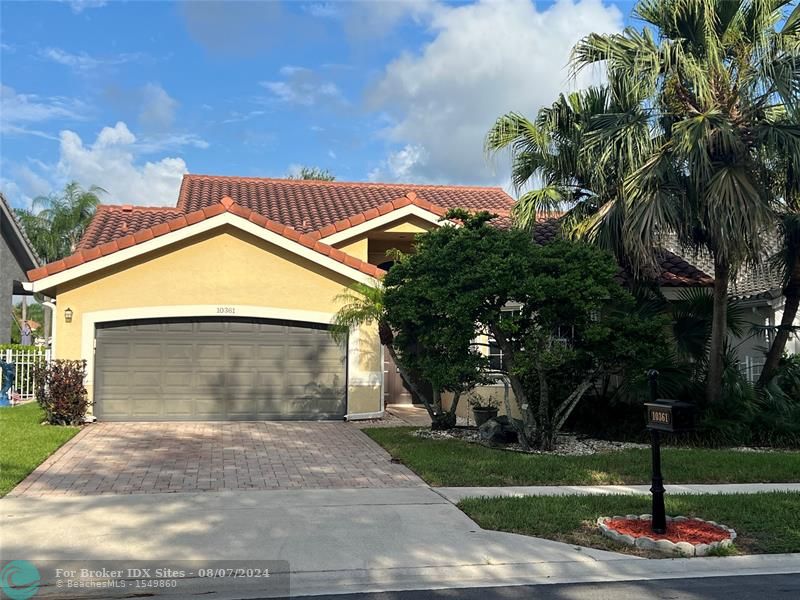 Details for 10361 Buena Ventura Dr, Boca Raton, FL 33498