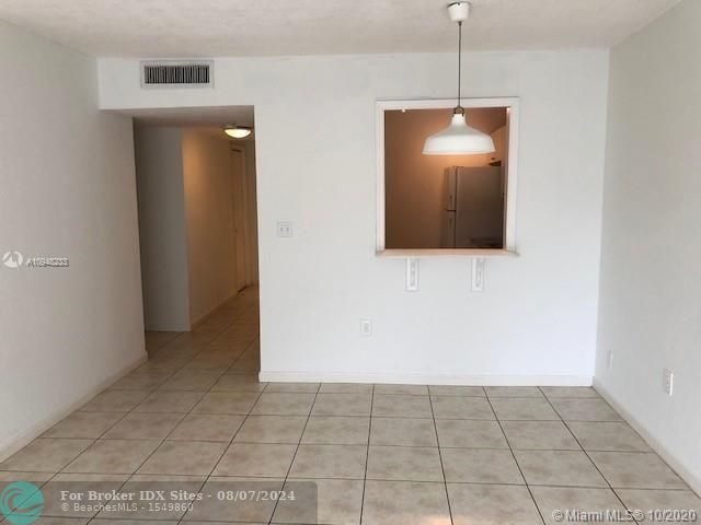 Image 4 of 10 For 12290 11th Ct  104