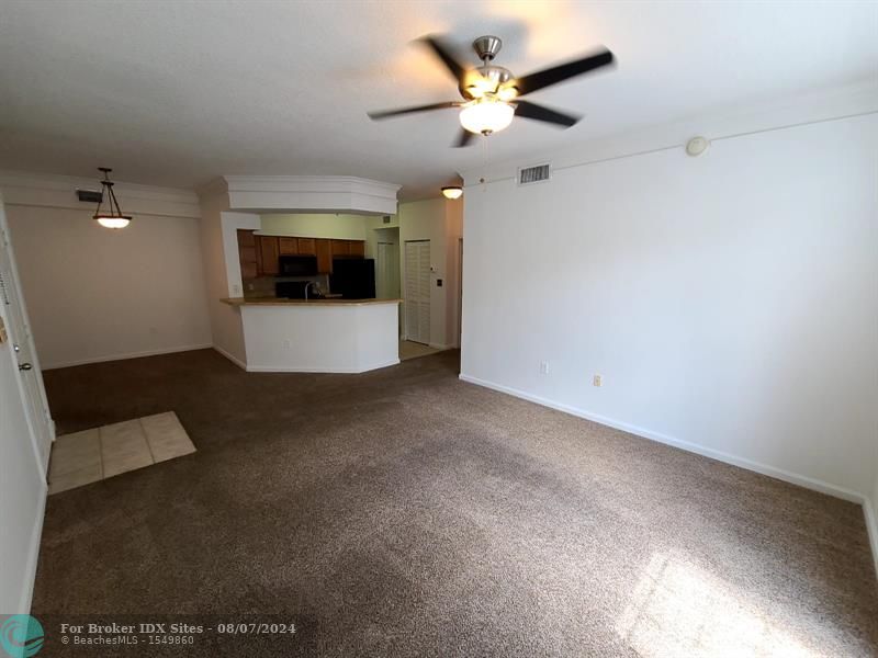 Image 11 of 19 For 9905 Baywinds Dr  2306