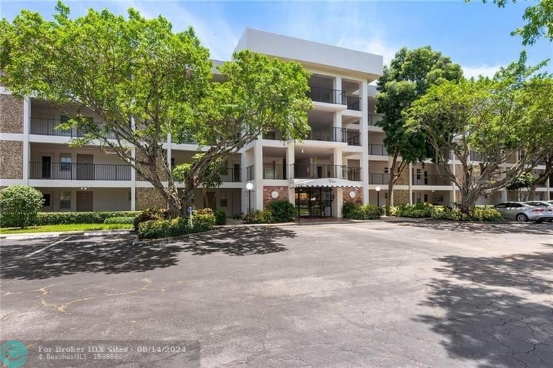 Details for 2900 Palm Aire Dr  203, Pompano Beach, FL 33069