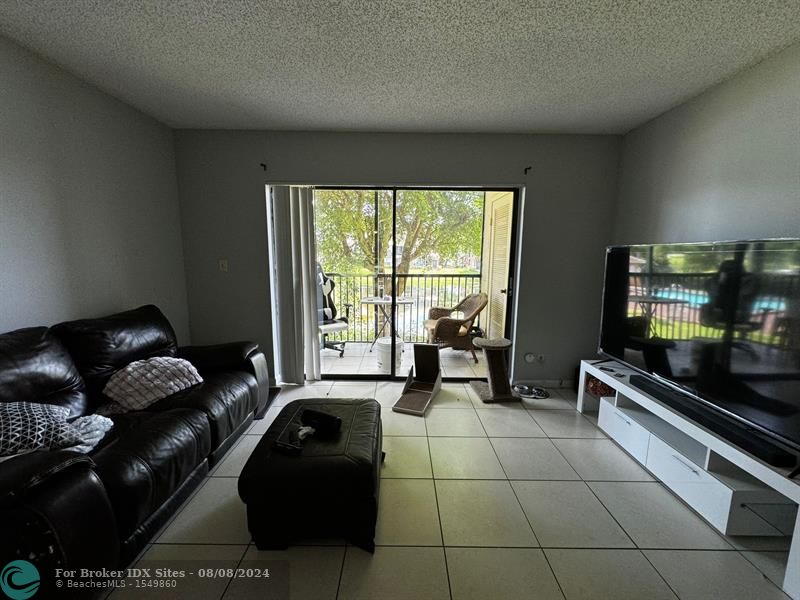 Image 11 of 16 For 9044 28th Dr  3-205