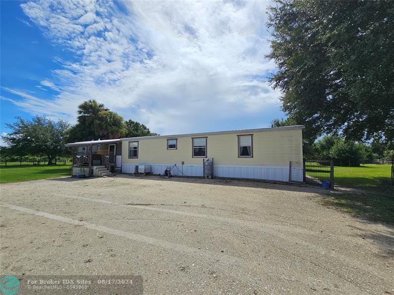 Details for 17255 272nd St, Okeechobee, FL 34972