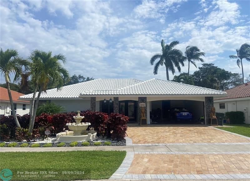 Listing Details for 5223 Deerhurst Crescent Cir, Boca Raton, FL 33486