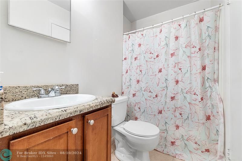 Image 7 of 10 For 2872 Coral Springs Dr  2872