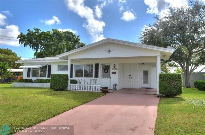 Listing Details for 2500 48th St, Fort Lauderdale, FL 33309