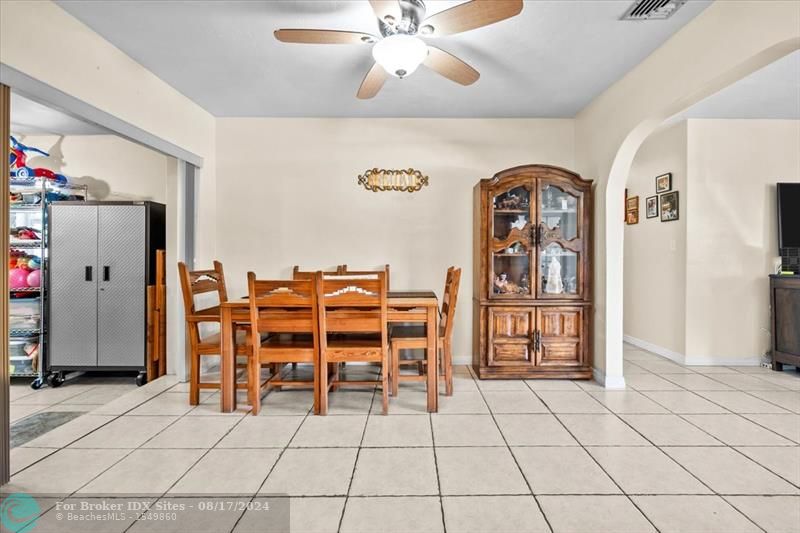 Image 15 of 50 For 5103 127th Ct