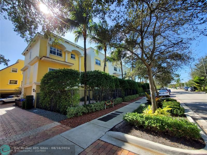 Details for 736 12 Court  9, Fort Lauderdale, FL 33316