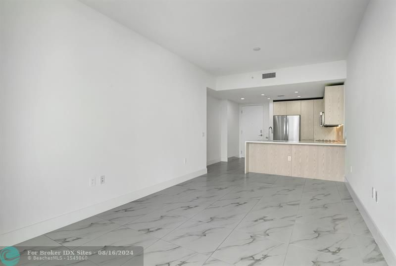 Image 15 of 40 For 2000 Metropica Way  2108