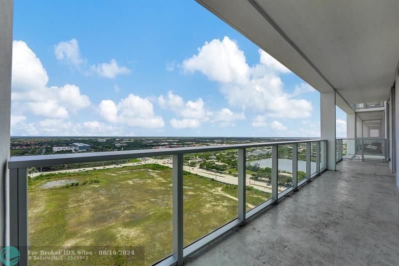 Image 30 of 40 For 2000 Metropica Way  2108