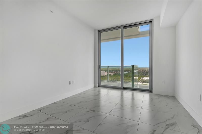 Image 33 of 40 For 2000 Metropica Way  2108