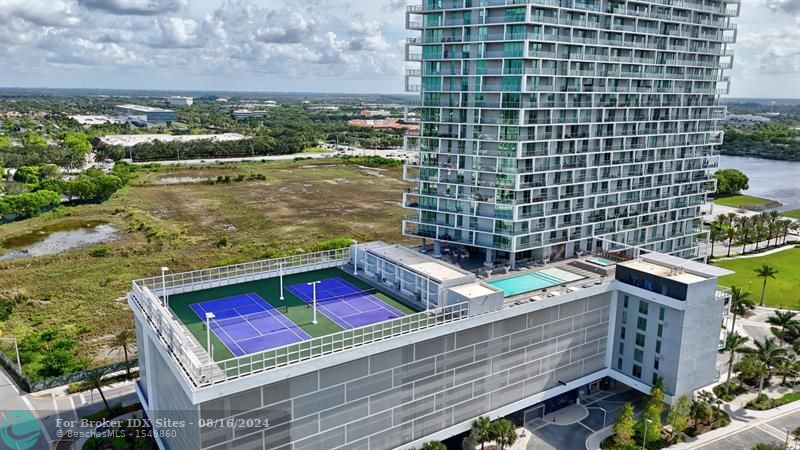 Image 7 of 40 For 2000 Metropica Way  2108