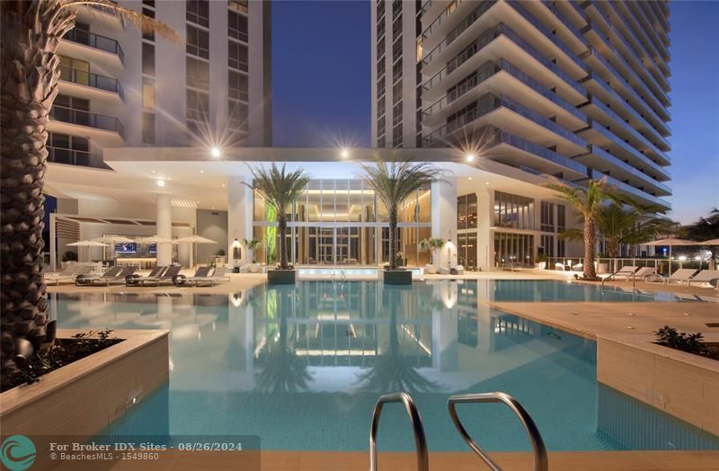 Image 5 of 44 For 16385 Biscayne Blvd  2606