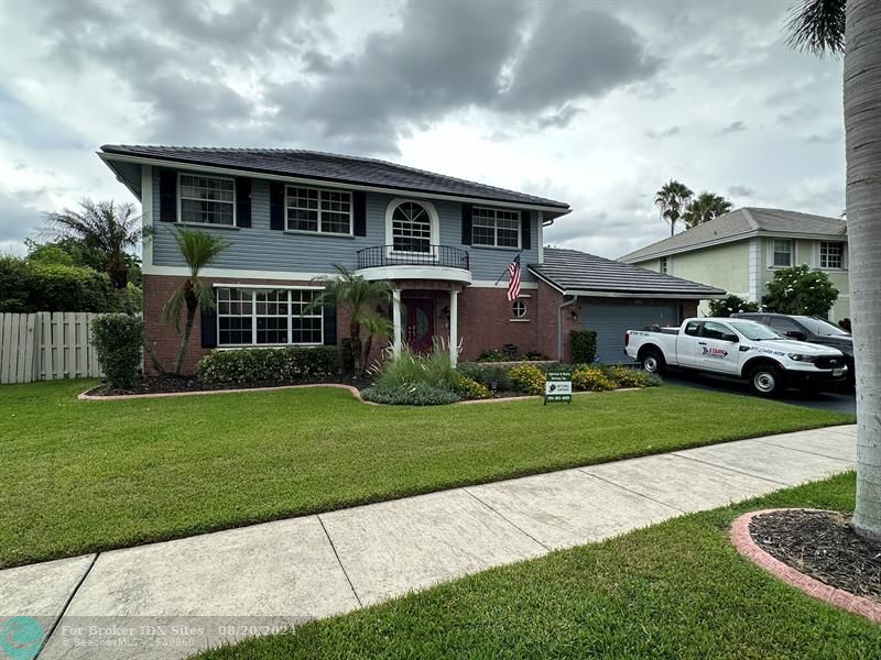 Details for 900 Altavista Ter, Davie, FL 33325