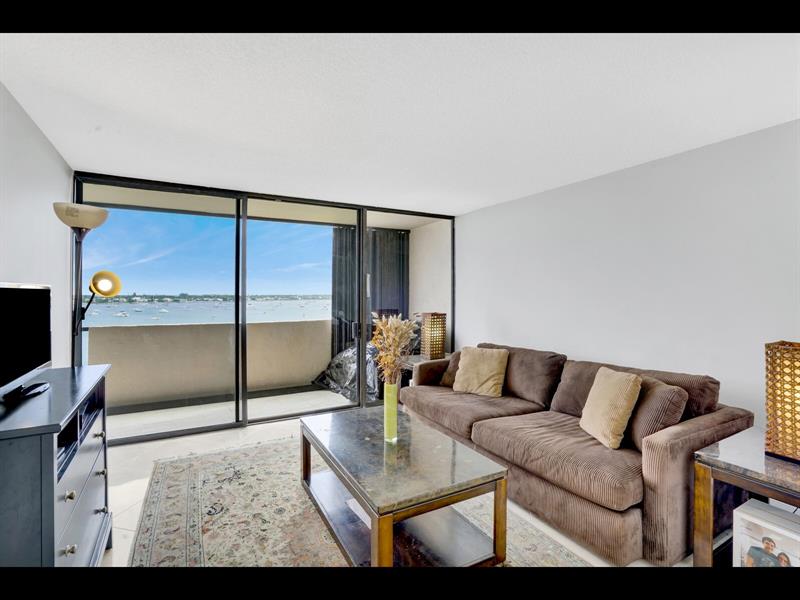 Image 21 of 26 For 5200 Flagler Dr  802