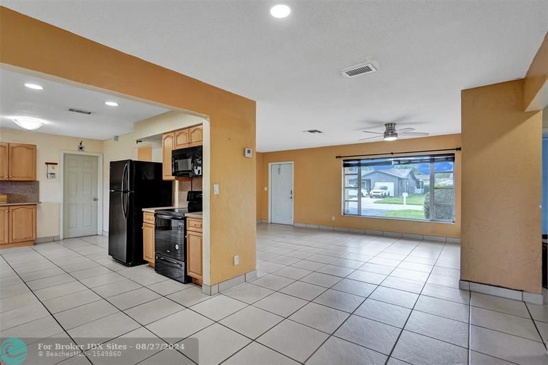 Image 17 of 54 For 9805 70th Ct