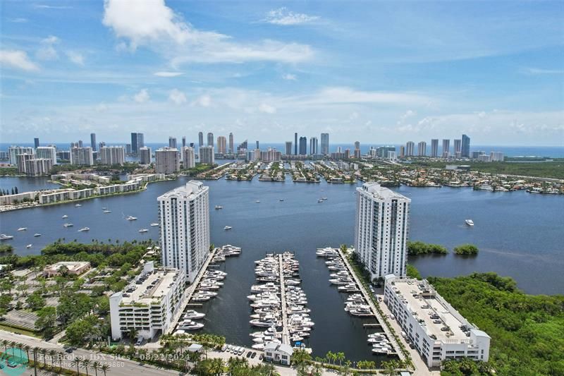 Image 71 of 79 For 17301 Biscayne Blvd  Ph 7