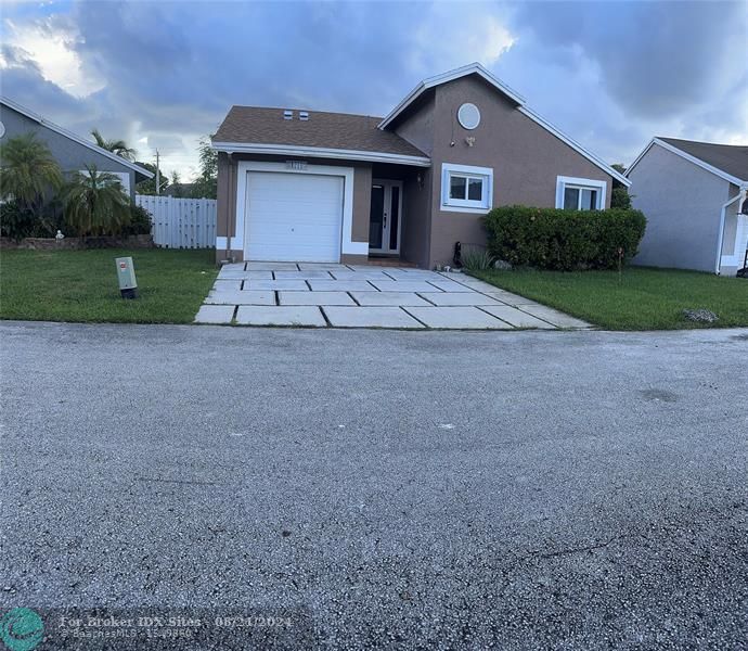 Details for 1210 111th Ave, Pembroke Pines, FL 33025