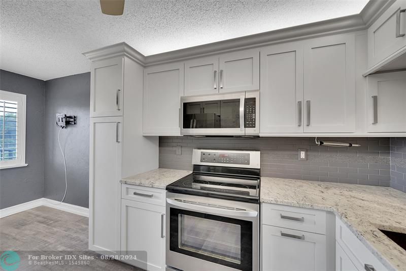 Image 11 of 57 For 10368 Clairmont Cir  303